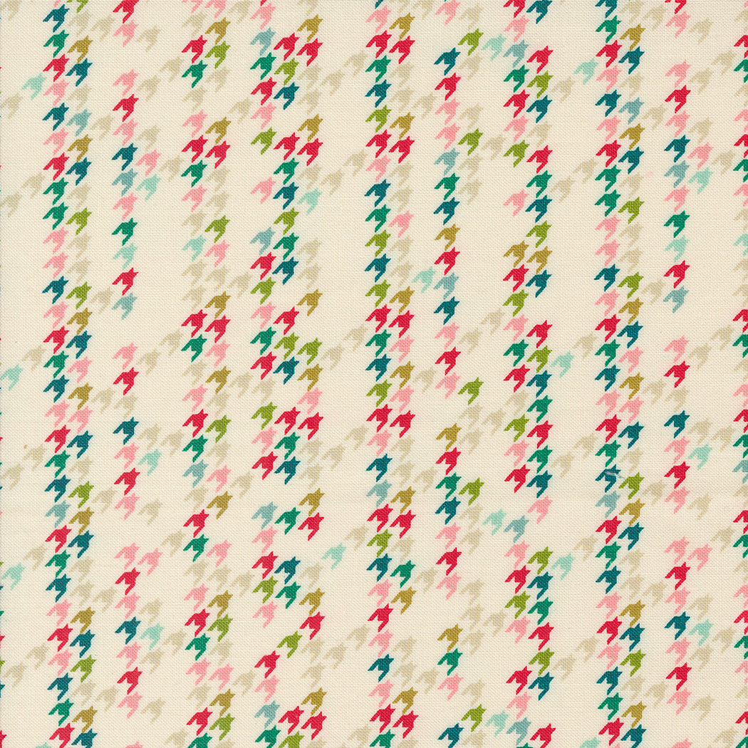 Cozy Wonderland Houndstooth in Natural