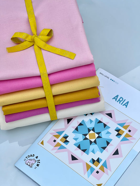 Lemonade Parade - Aria Quilt Kit