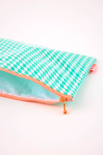 Petit Pan  – Kifkif Breezy Pouch in Seafoam Green 25x20 cm