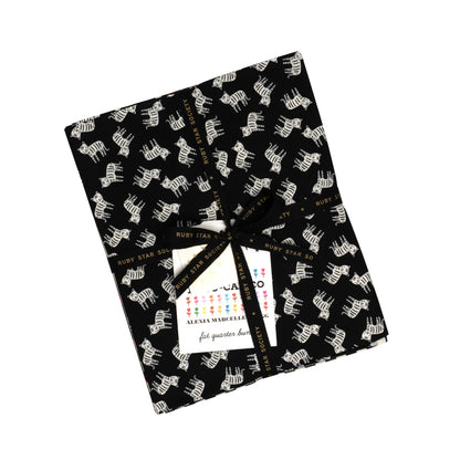 1-800 Calico Fat Quarter Bundle – 27 pcs