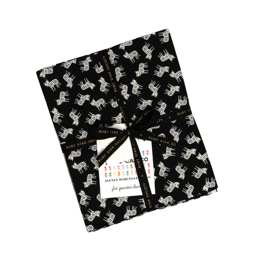 1-800 Calico Fat Quarter Bundle – 27 pcs