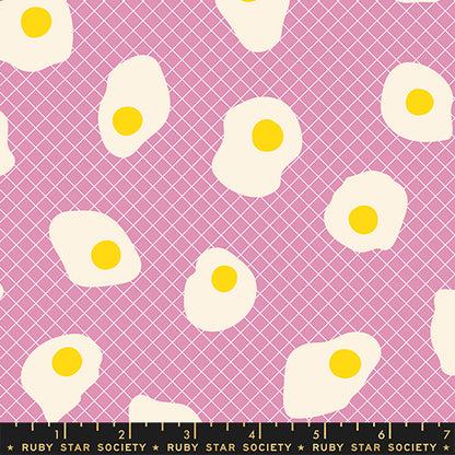 Egg & Friends Fried Eggs Kiss